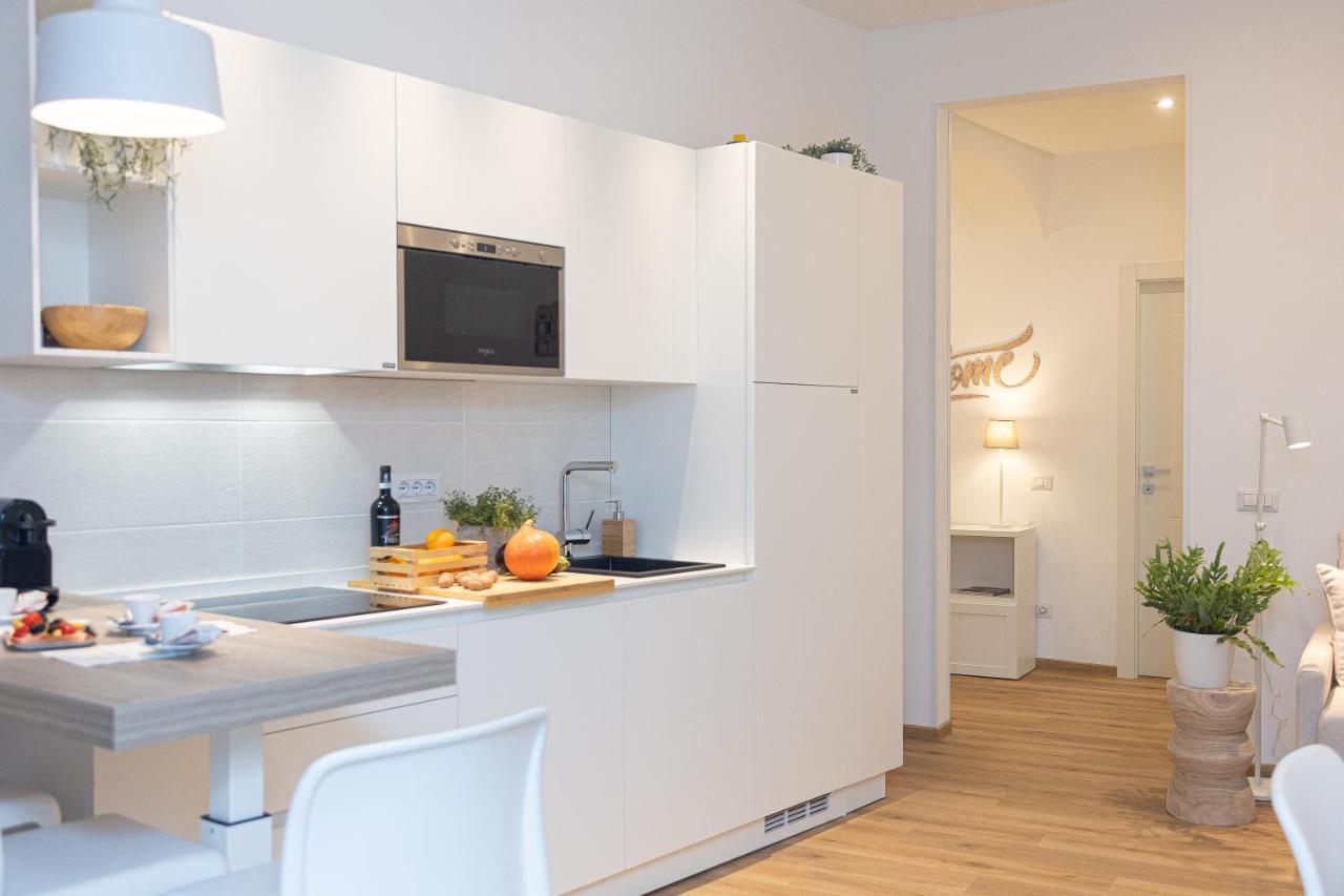 Colosseum Holidays - Three-bedroom * Rom