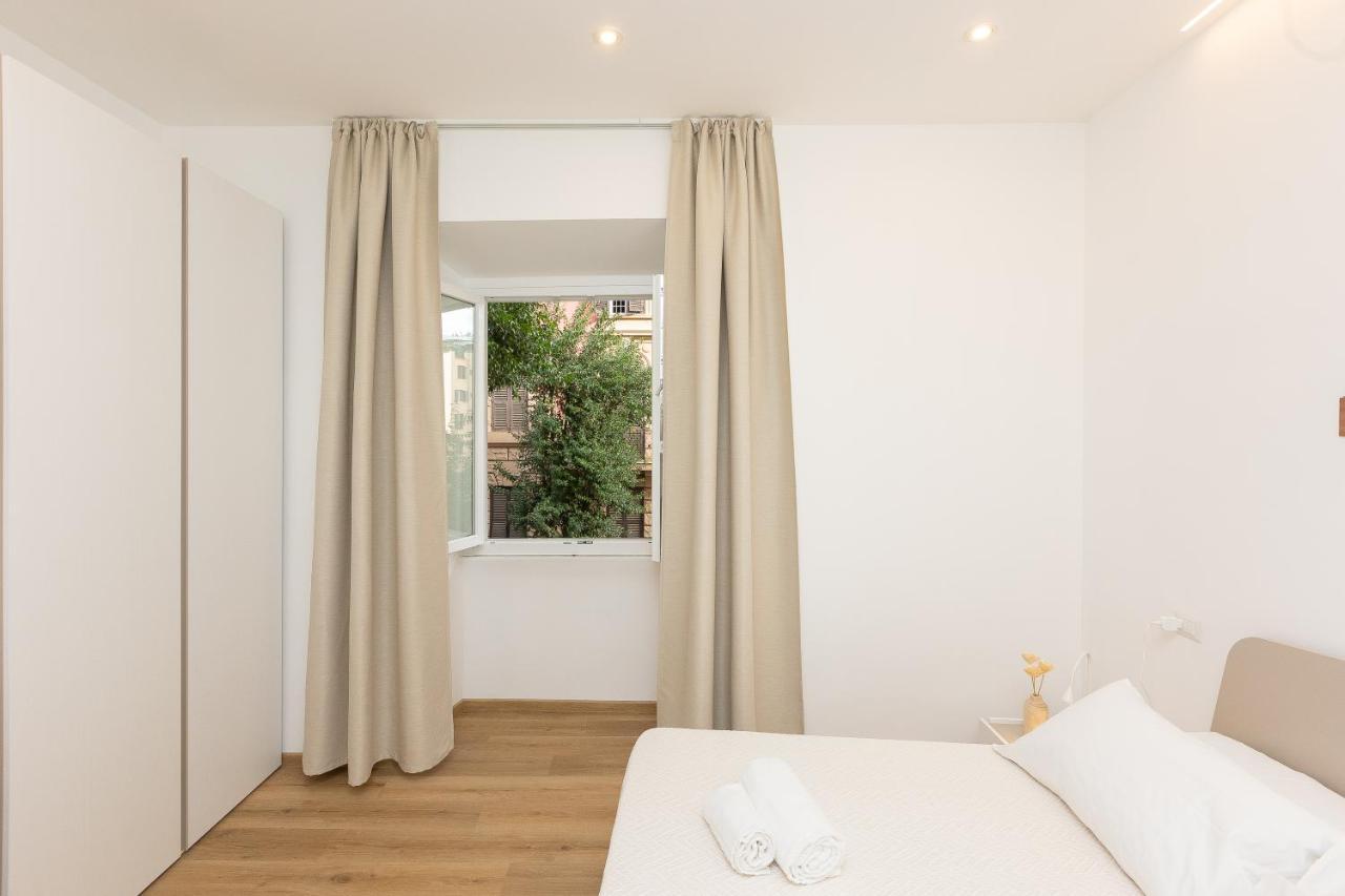 Colosseum Holidays - Three-bedroom Apartamento *