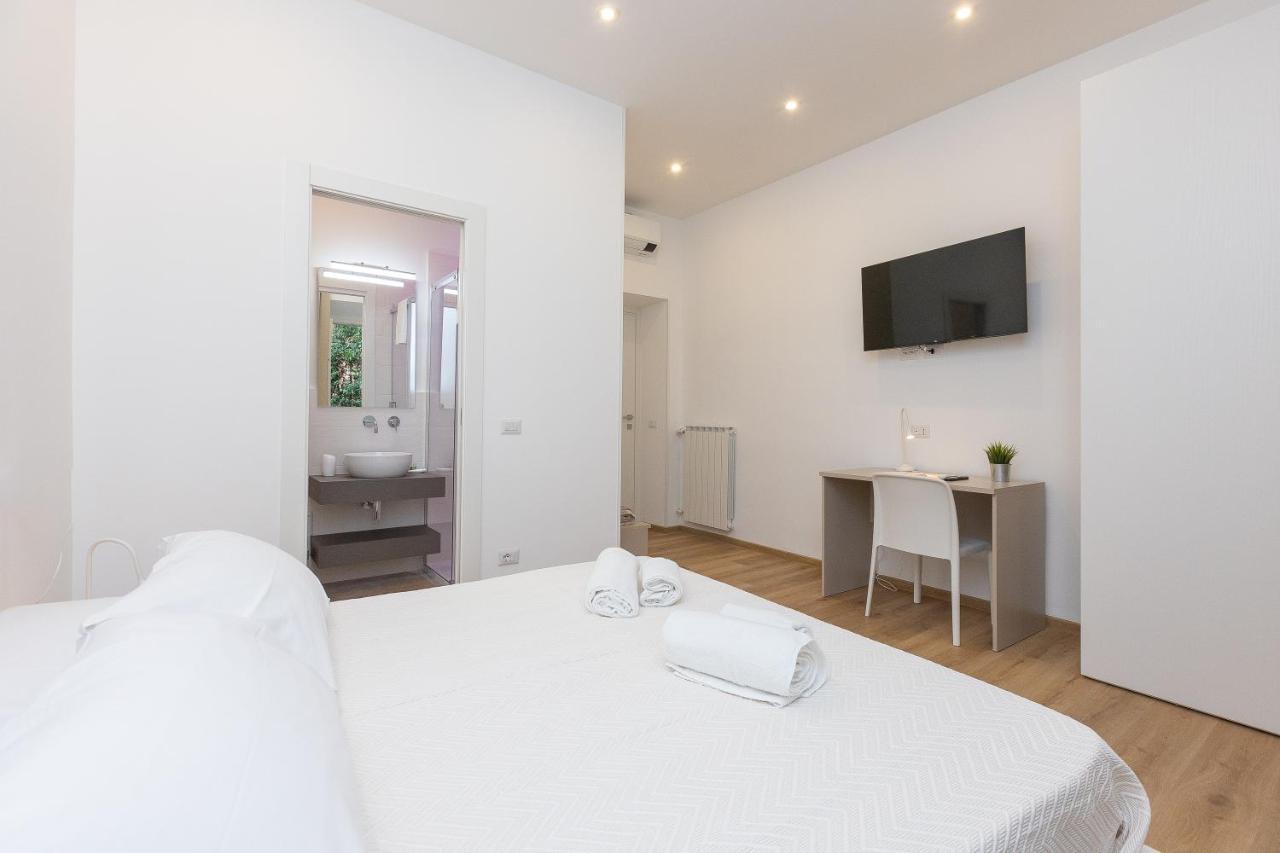 Colosseum Holidays - Three-bedroom * Rom