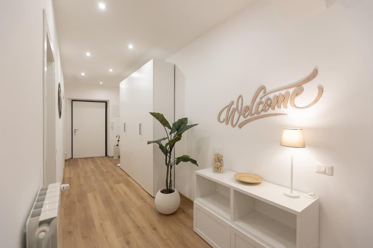 Apartamento Colosseum Holidays - Three-bedroom Roma