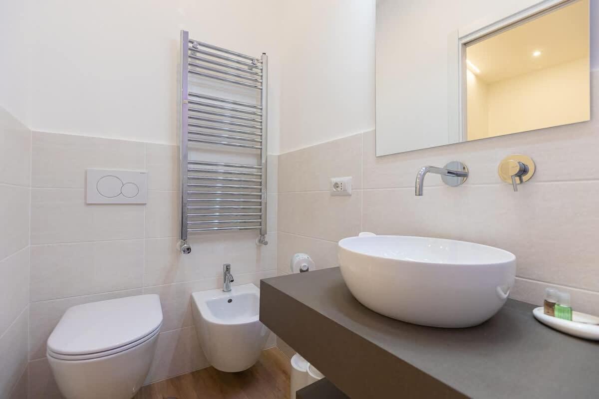 Colosseum Holidays - Three-bedroom