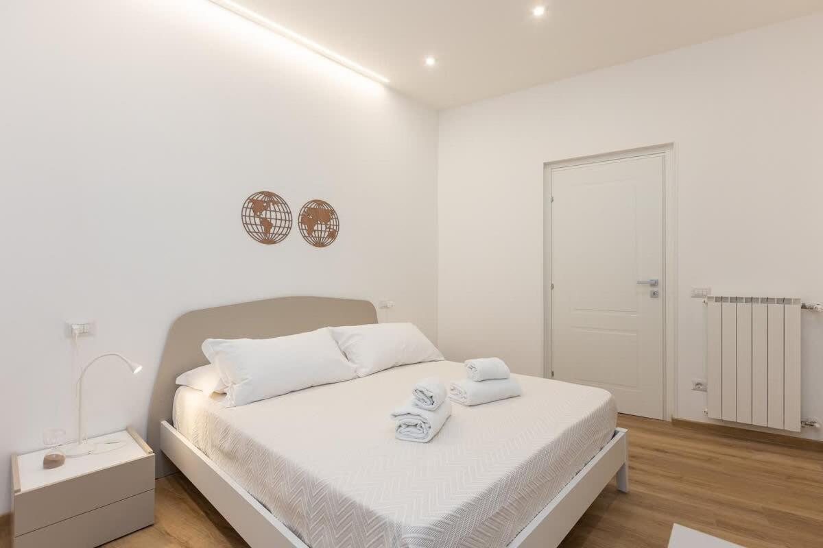 Colosseum Holidays - Three-bedroom Apartamento *